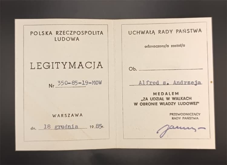 Legitymacja do medalu "Za udział w walkach..." nadana w 1985r.