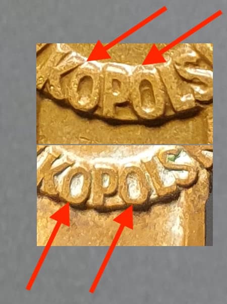 Litera O po lewej stronie jest minimalnie mniejsza oraz szersza od tej po prawej