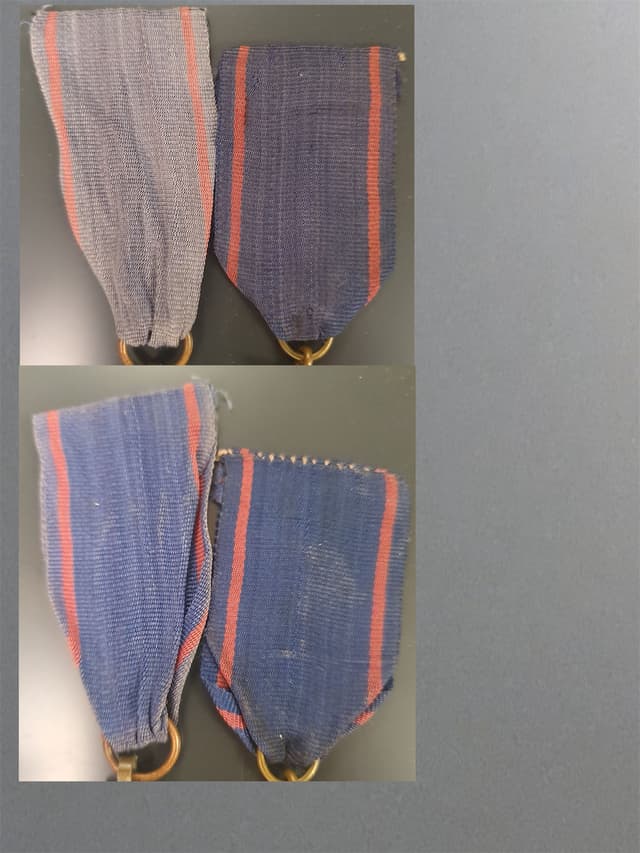 Wstążka po lewej - krzyż z dużym uszkiem.